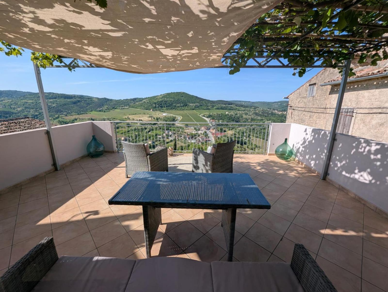 Studio Apartman Bel Vedere Motovun Luaran gambar